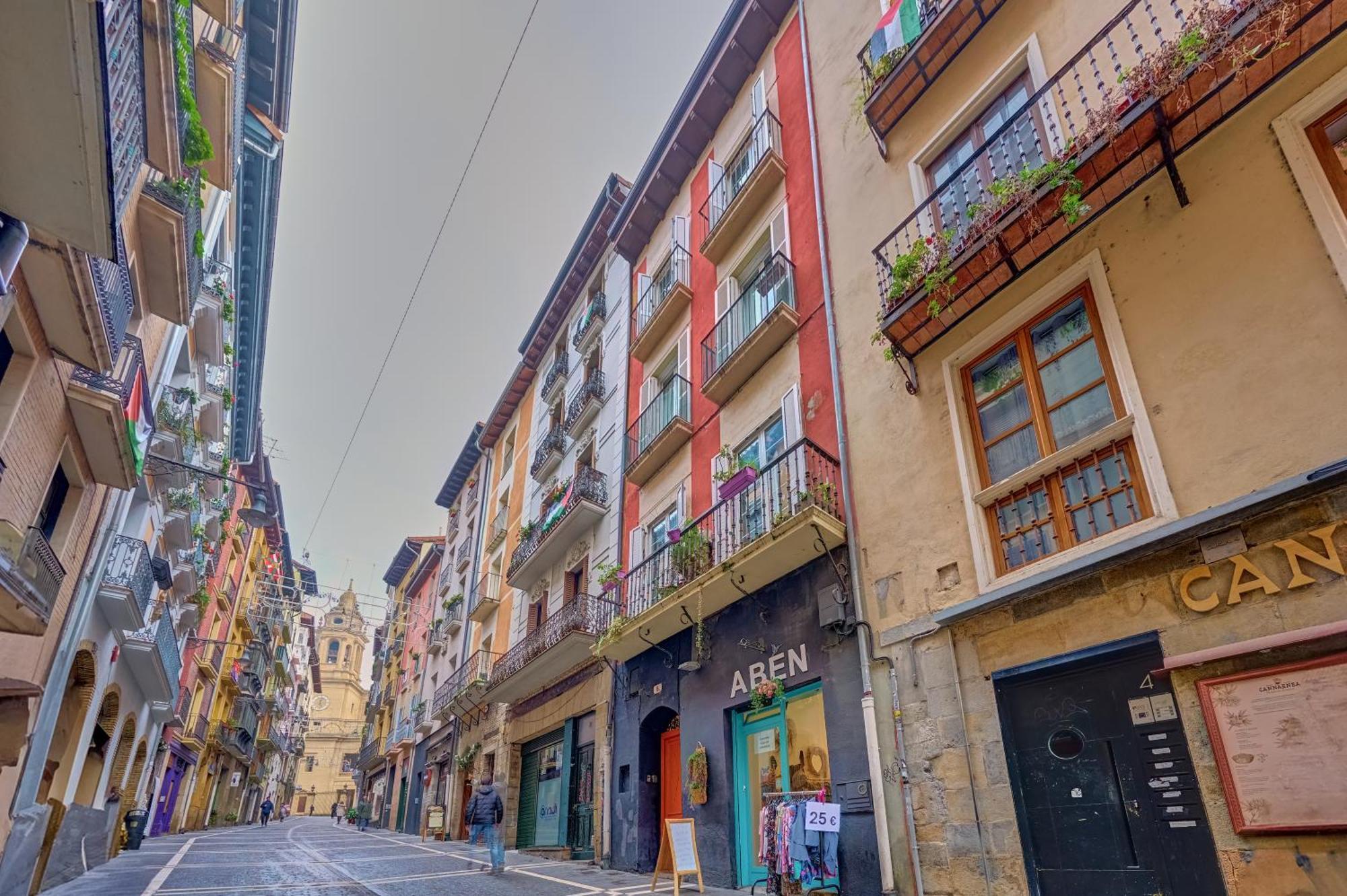 Curia 6 By Clabao Apartment Pamplona Exterior photo